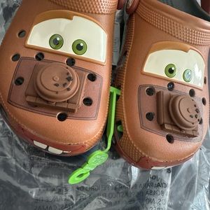 Mater Crocs